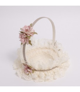 Cesta arras beige adornada con flores