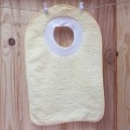 Babero para bebé cuello canalé liso plástificado