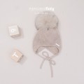 Pangasa Baby - Gorro Punto Orejero Pompón Pelo Natural Color Arena