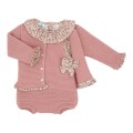 SARDON - Conjunto bebé de punto rosa con ranita y chaqueta floral